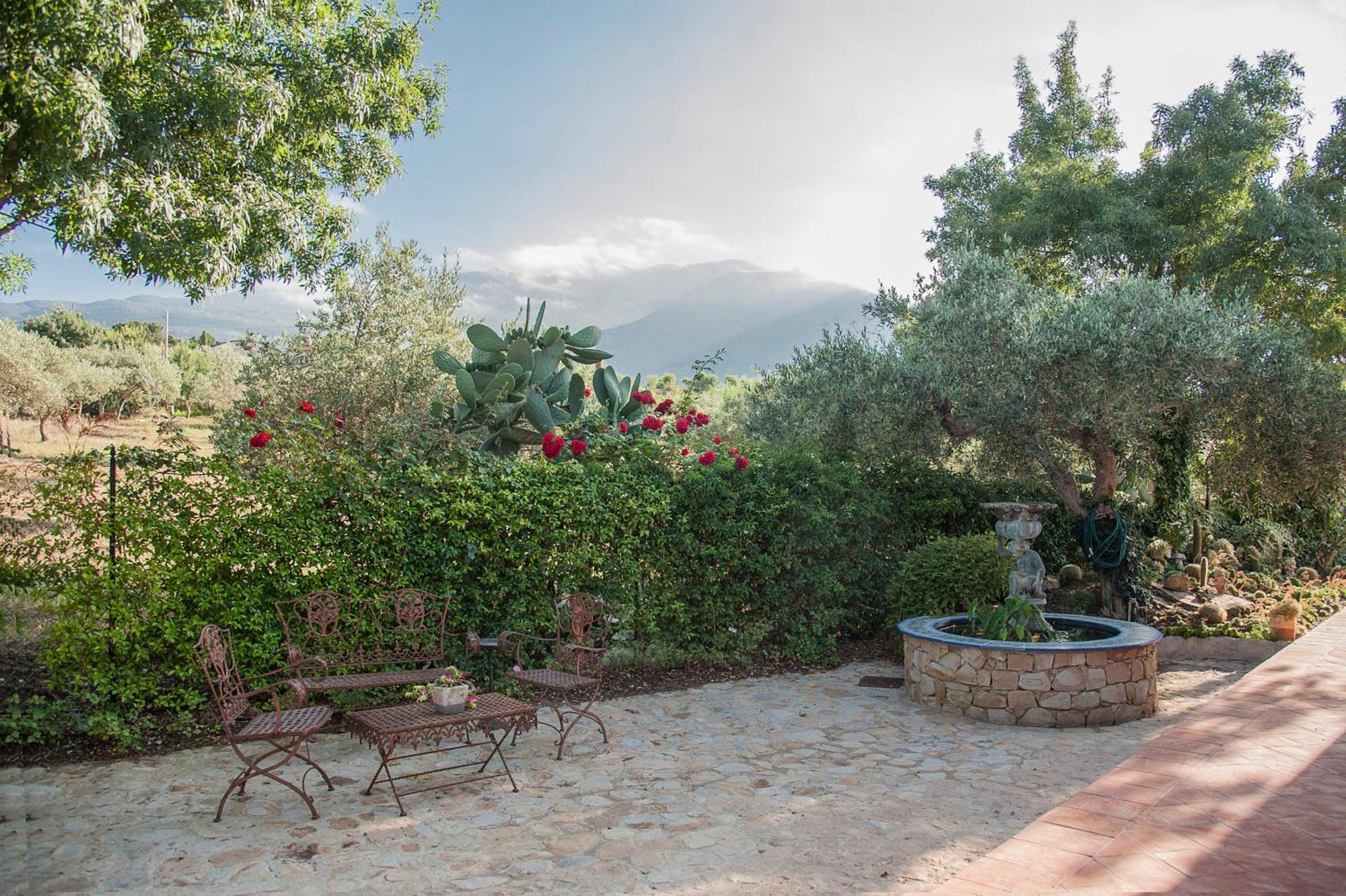 Villarose Castelbuono  Exterior photo