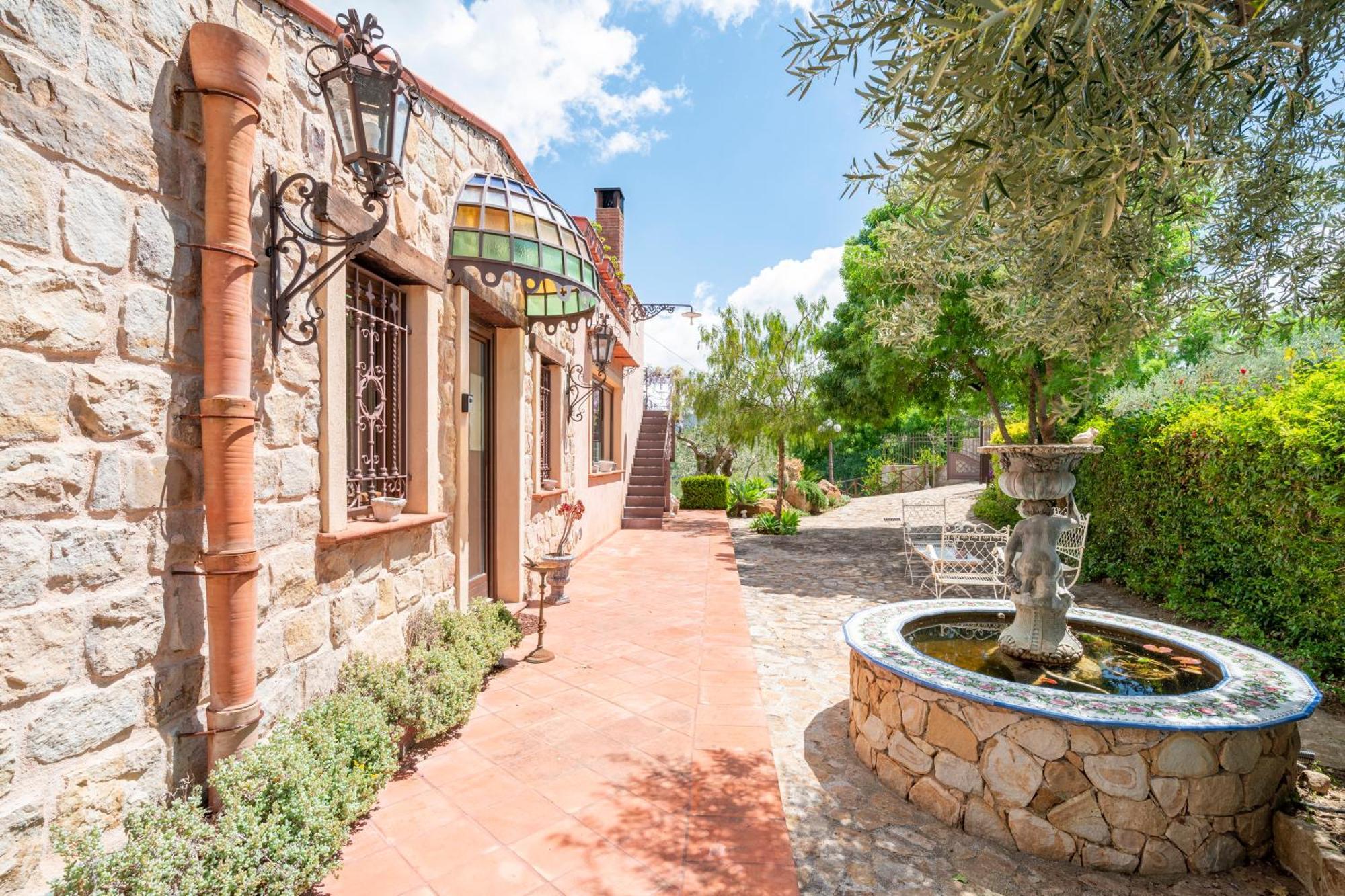 Villarose Castelbuono  Exterior photo