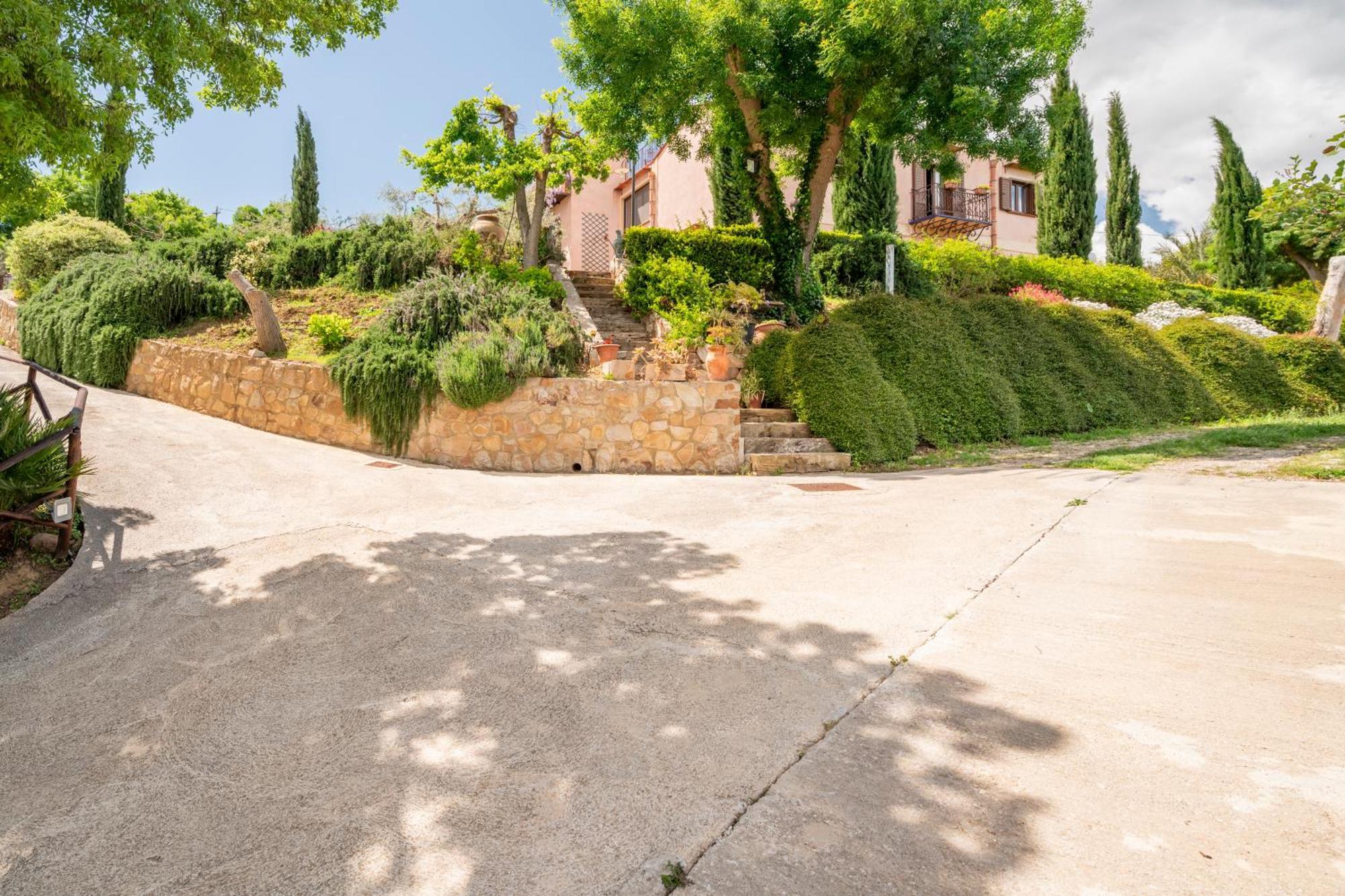 Villarose Castelbuono  Exterior photo
