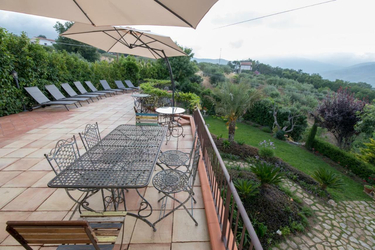 Villarose Castelbuono  Exterior photo